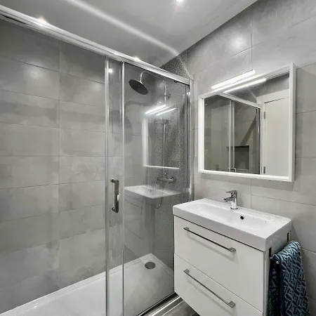 Appartement Brightness 2 With Pool By Homing *
