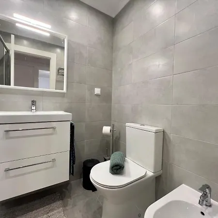 Apartament Brightness 2 With Pool By Homing *