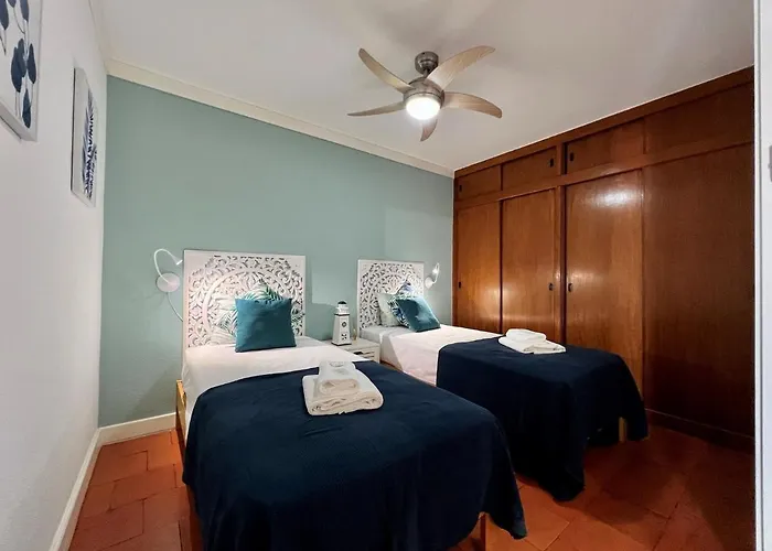 Apartment Brightness 2 With Pool By Homing Armacao de Pera