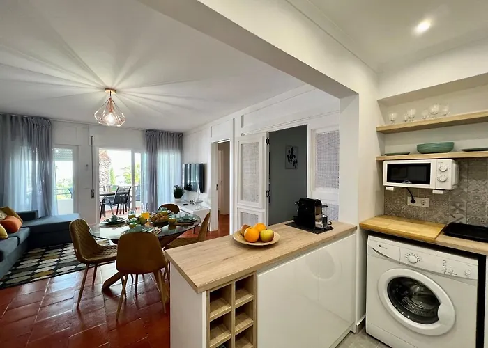 公寓 Brightness 2 With Pool By Homing