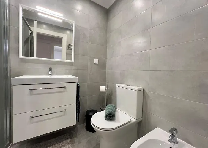 Apartment Brightness 2 With Pool By Homing *