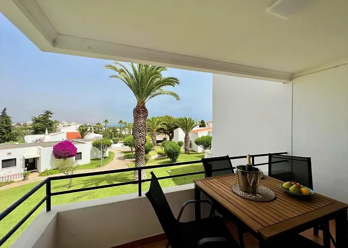 Brightness 2 With Pool By Homing *